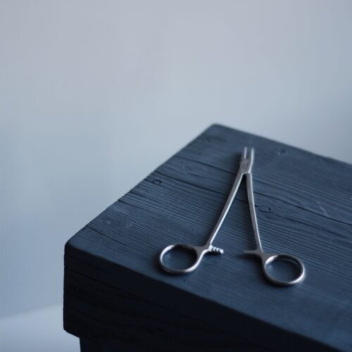 Surgical Operating Scissor 14cm (Sharp/Blunt)